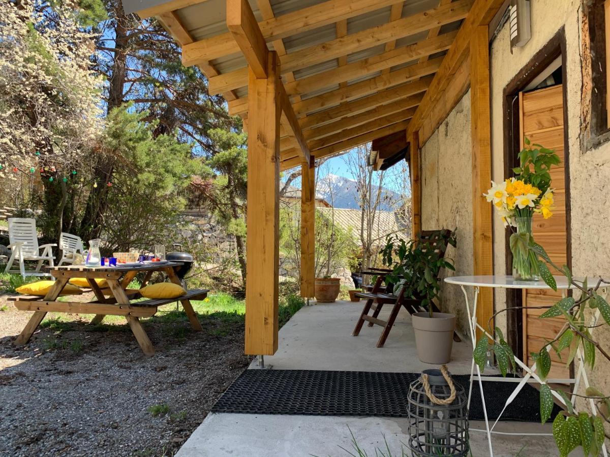 Appartement Duplex Avec Jardin Attenant Briançon Exterior foto