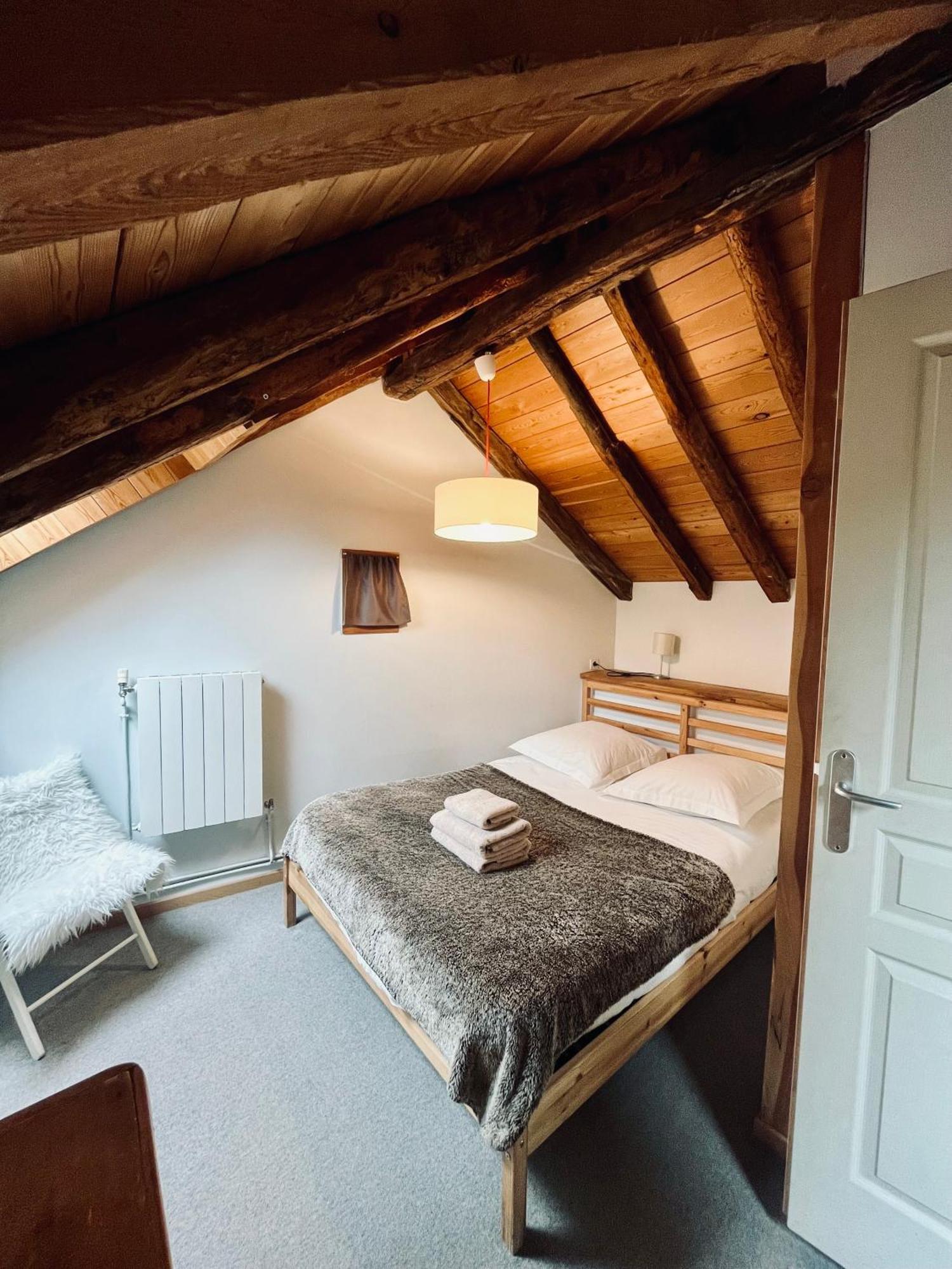 Appartement Duplex Avec Jardin Attenant Briançon Exterior foto