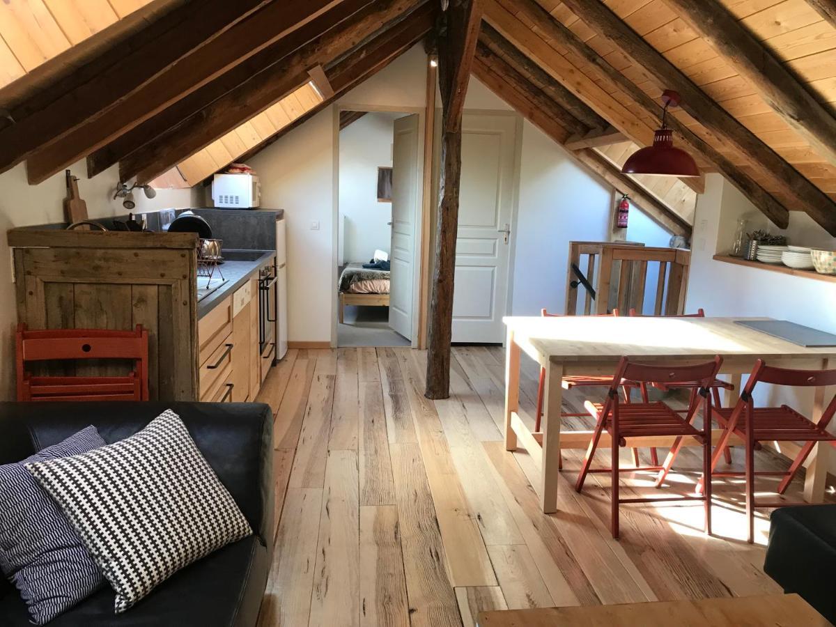 Appartement Duplex Avec Jardin Attenant Briançon Exterior foto